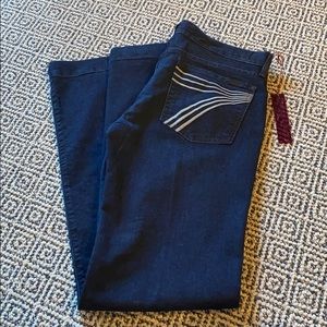 New with tags 7 for all mankind dojo. Dark